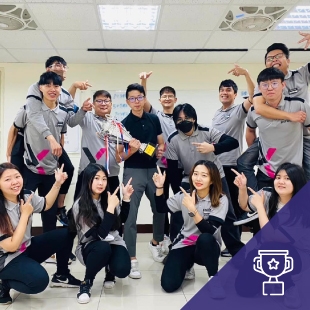 2303_Champion.jpg 2303_Champion.jpg